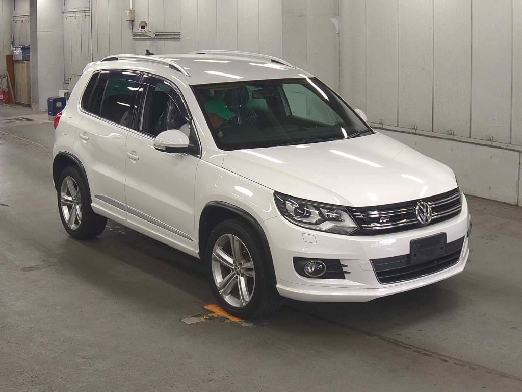Volkswagen Tiguan TSI BLUE MOTION TECH R LINE