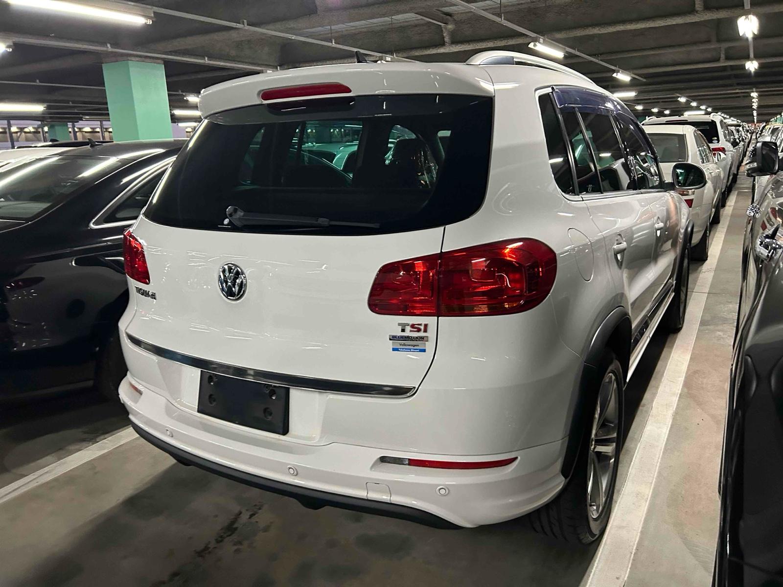 Volkswagen Tiguan TSI BLUE MOTION TECH R LINE