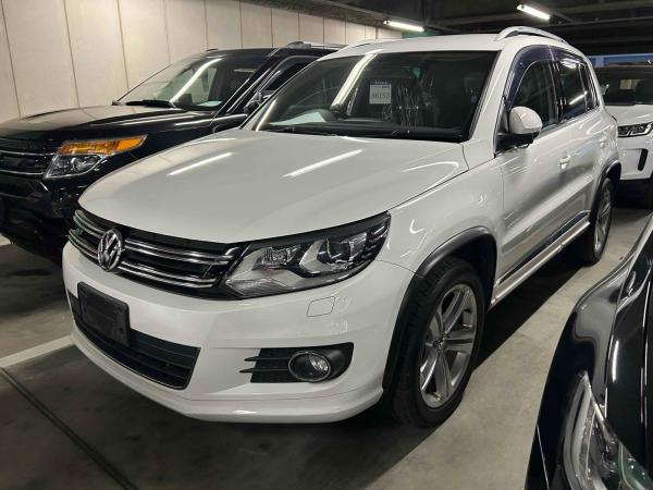 Volkswagen Tiguan TSI BLUE MOTION TECH R LINE