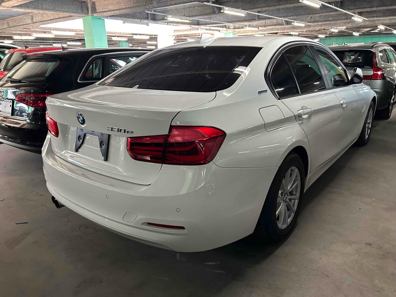 BMW 330E 2.0