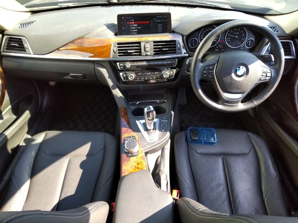 BMW 330 E RUG JIIPAF