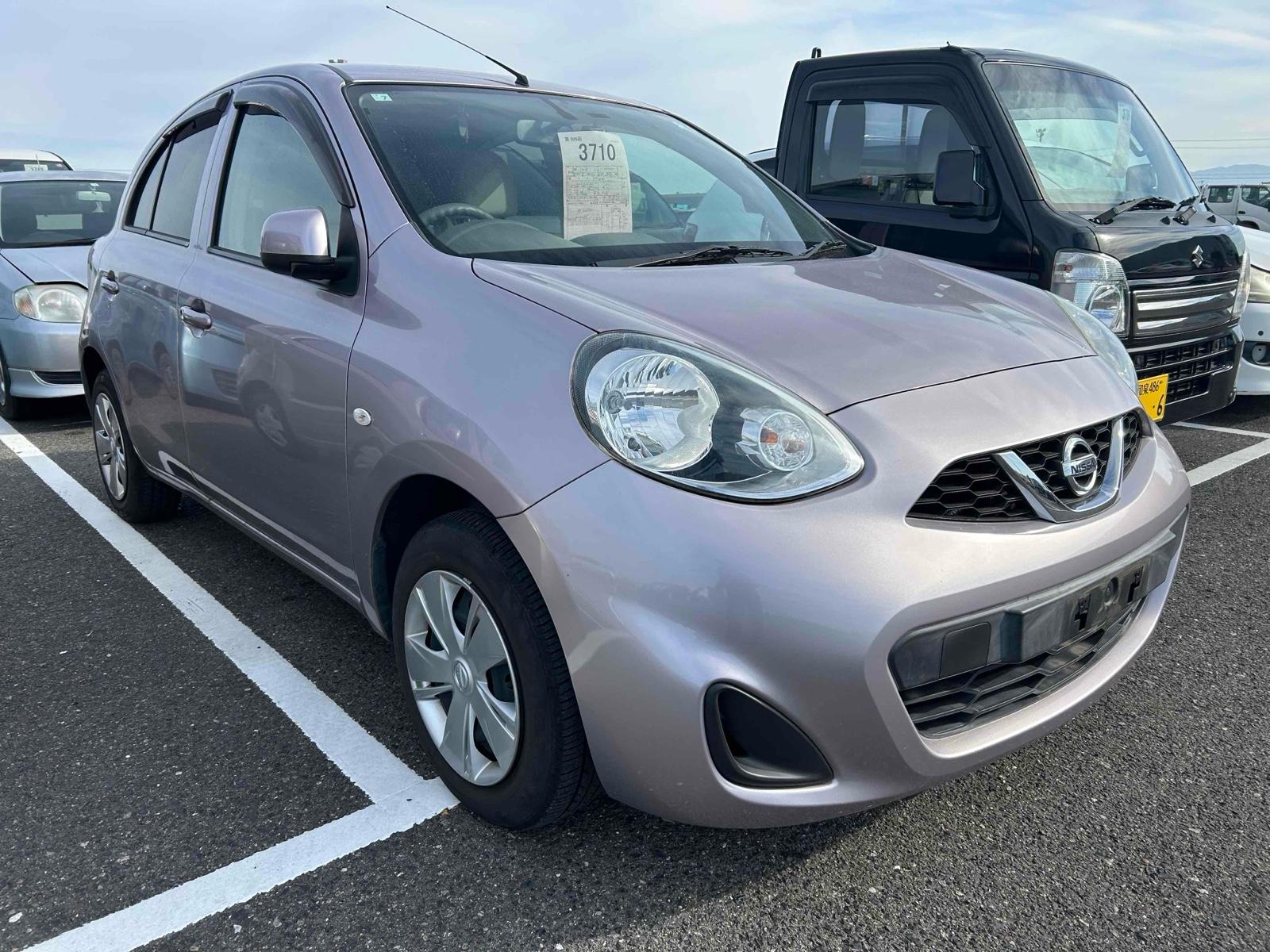 Nissan MARCH X V SELECTION