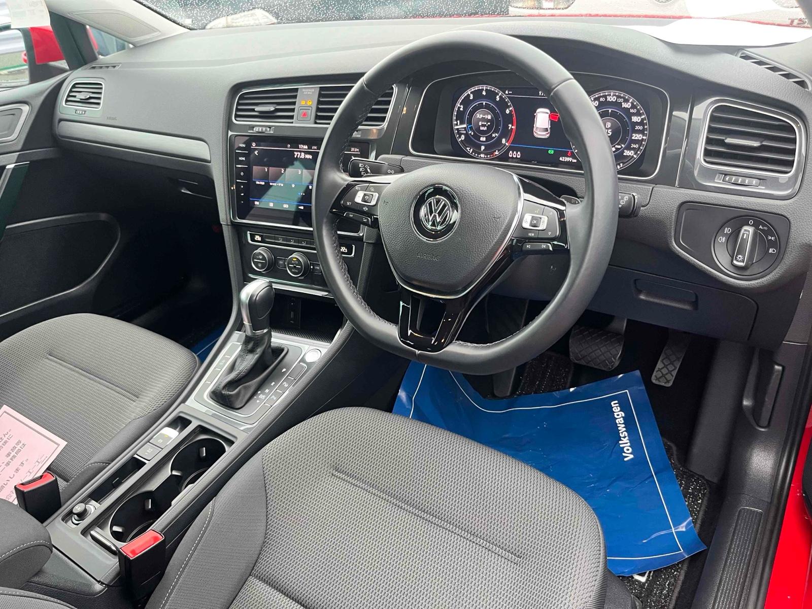 Volkswagen Golf 1.2