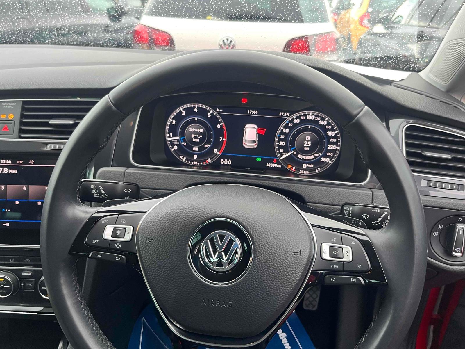 Volkswagen Golf 1.2