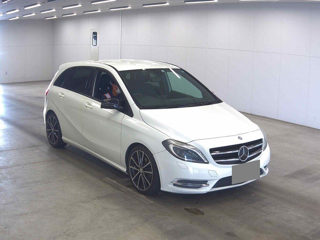 Mercedes-Benz B-CLASS B180 SPORTS NIGHT PACKAGE