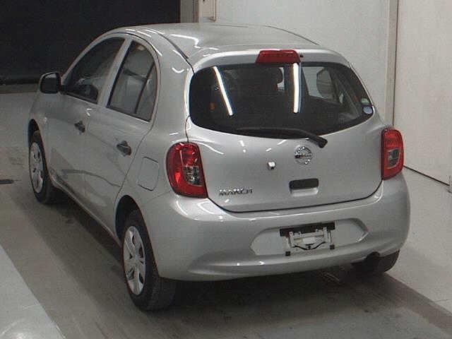 Nissan MARCH S