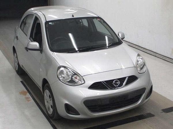 Nissan MARCH S