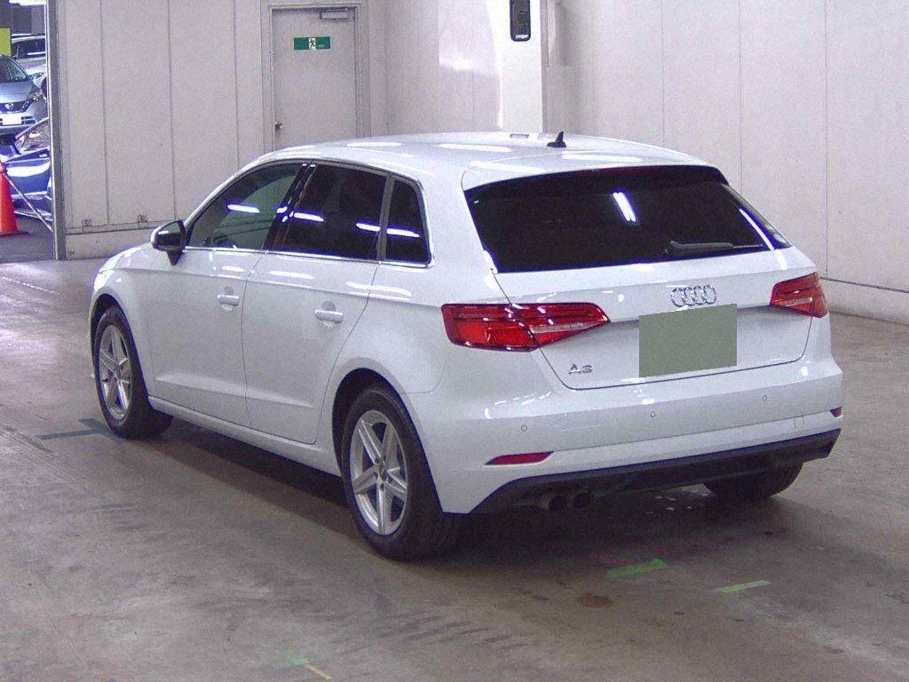 Audi A3 SPORT B30TFSI