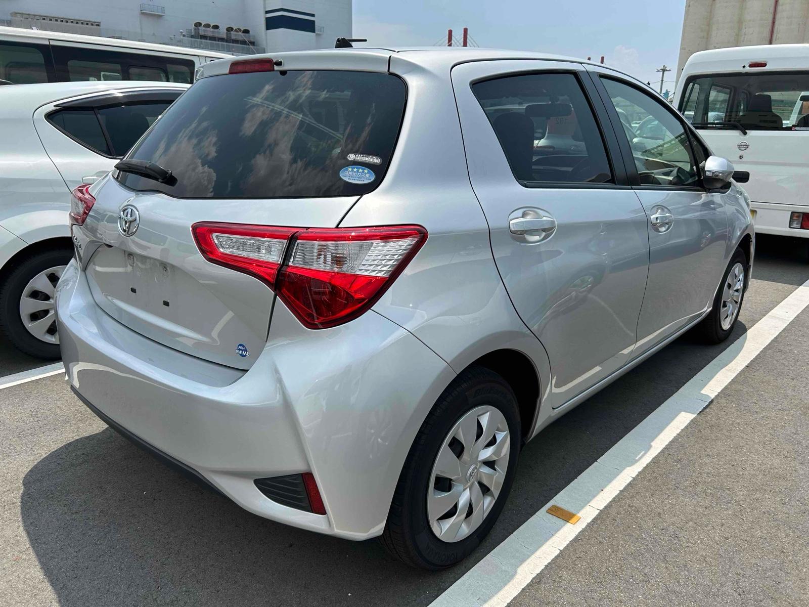 Toyota Vitz F