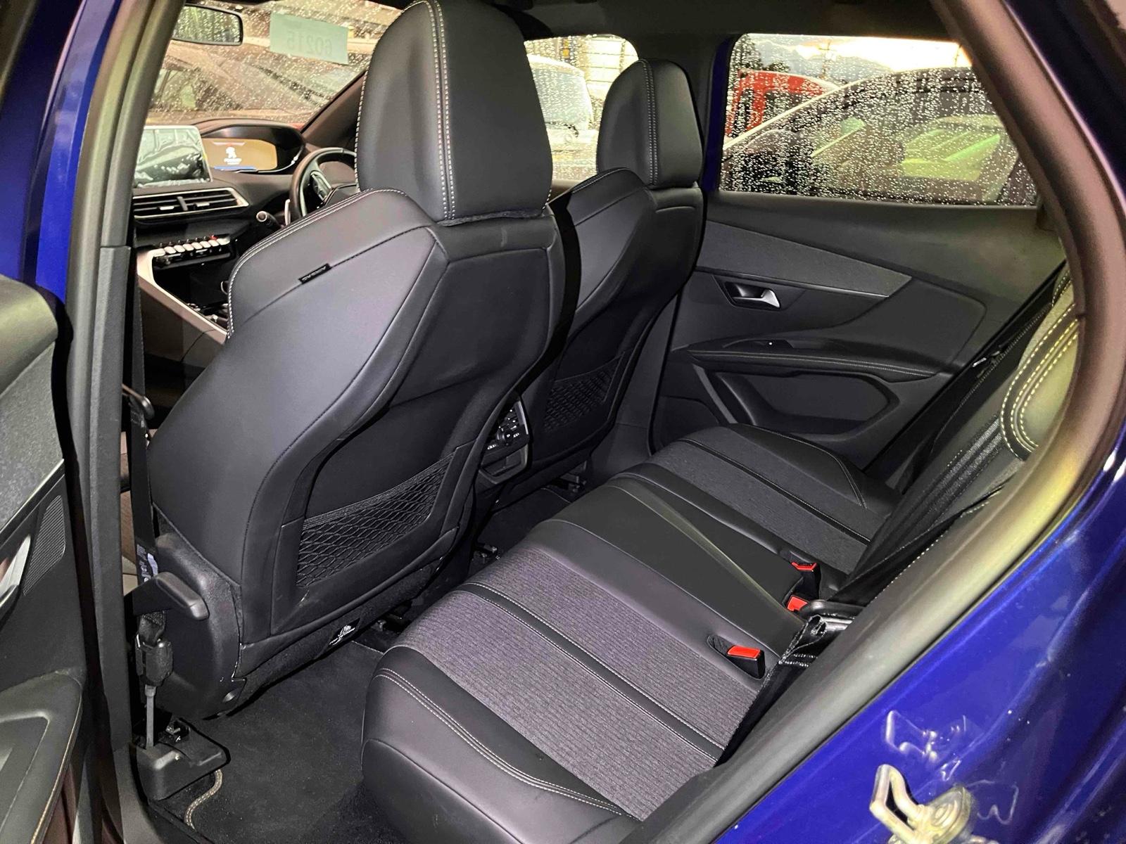 Peugeot 3008 3008 GT LINE BLUE HDI
