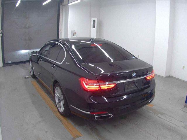 BMW 7 Series 740E IPERFORMANCE