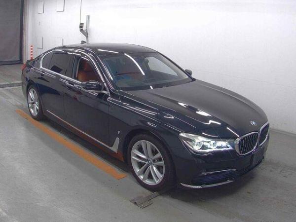 BMW 7 Series 740E IPERFORMANCE