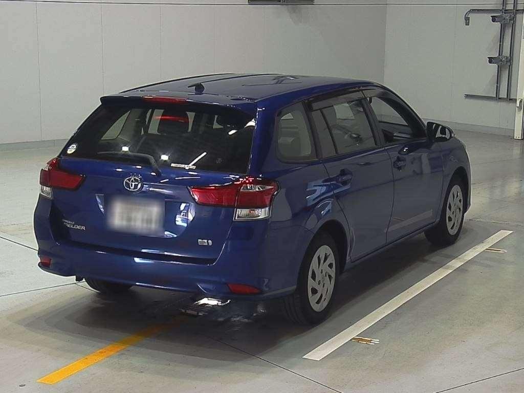 Toyota Corolla Fielder Hybrid EX