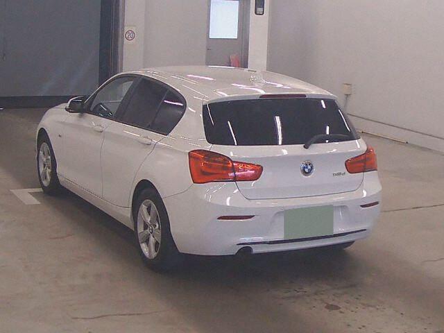 BMW 1 Series 5d 118D SPORT