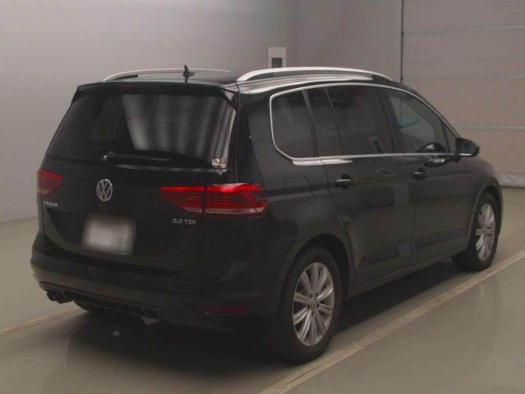 Volkswagen GOLF TOURAN TDI HIGH LINE