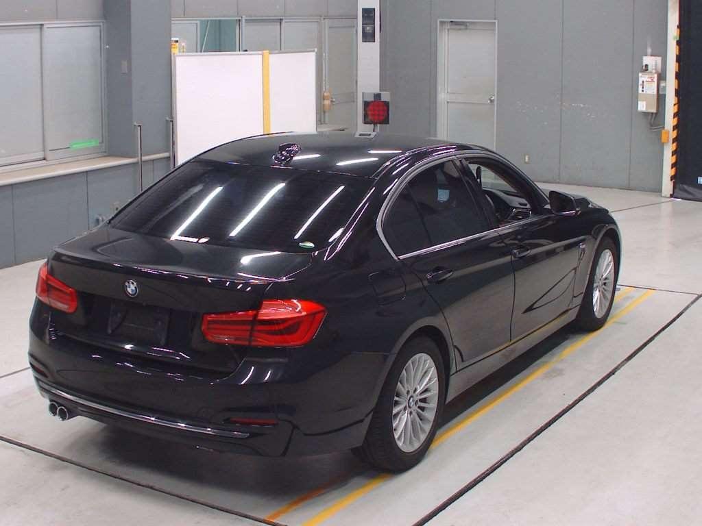 BMW 3 Series 320d Luxury