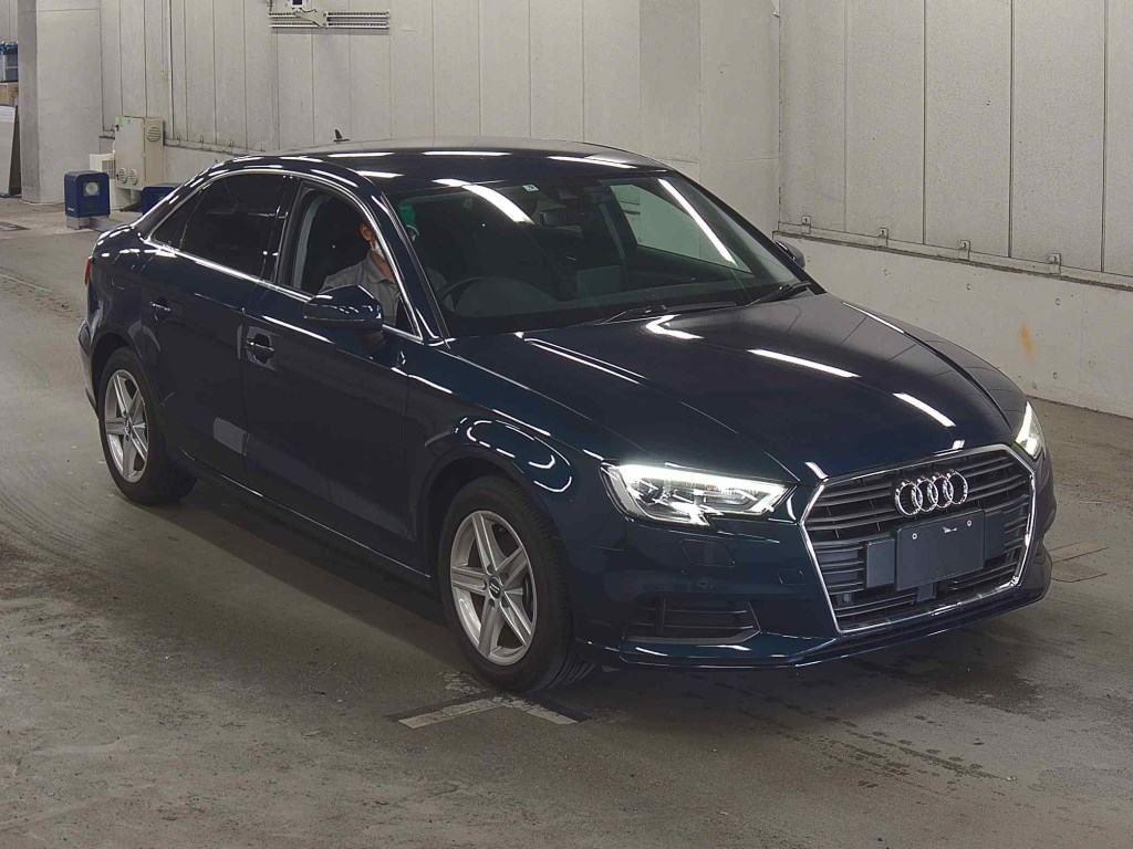 Audi A3 SEDAN 30 TFSI