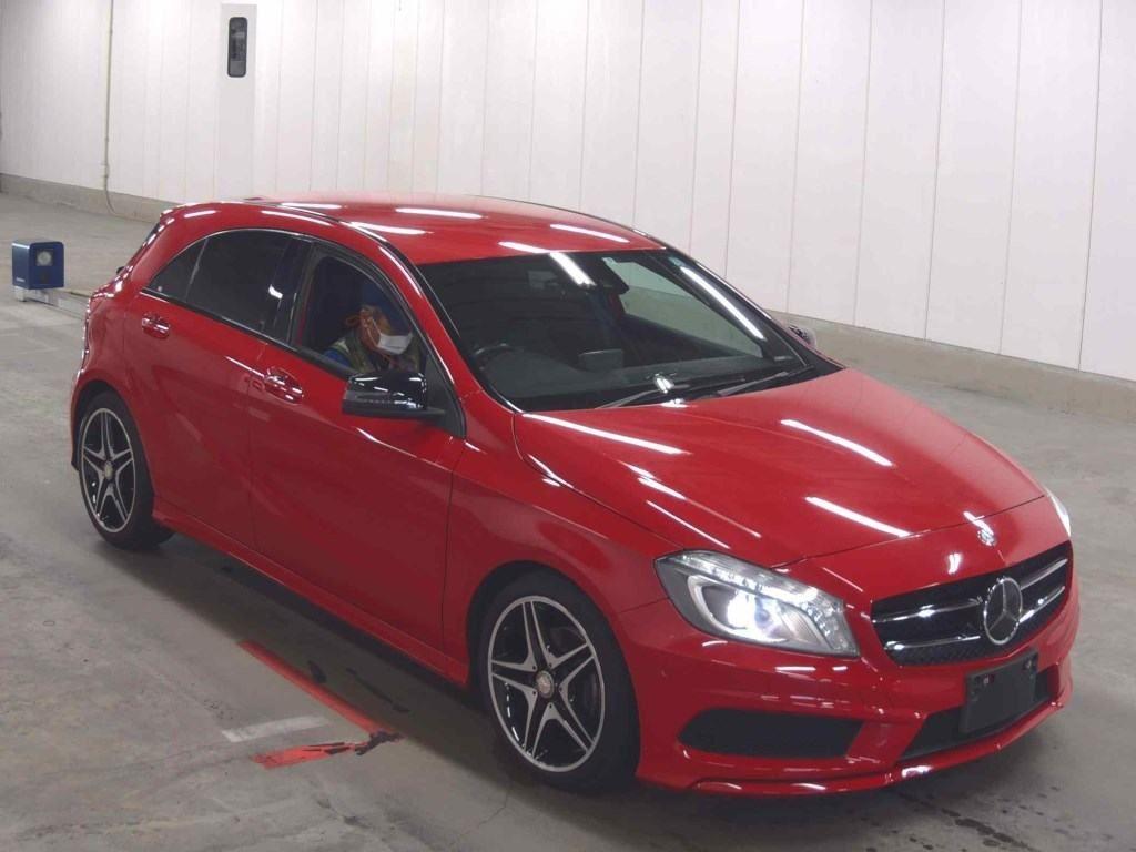 Mercedes-Benz A180 SPORT NIGHT P