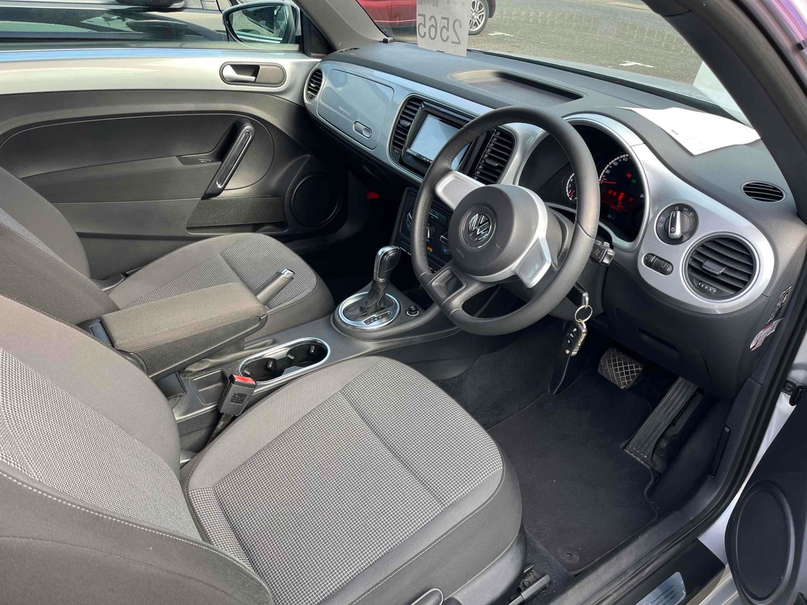 Volkswagen THE BEETLE DESIGN