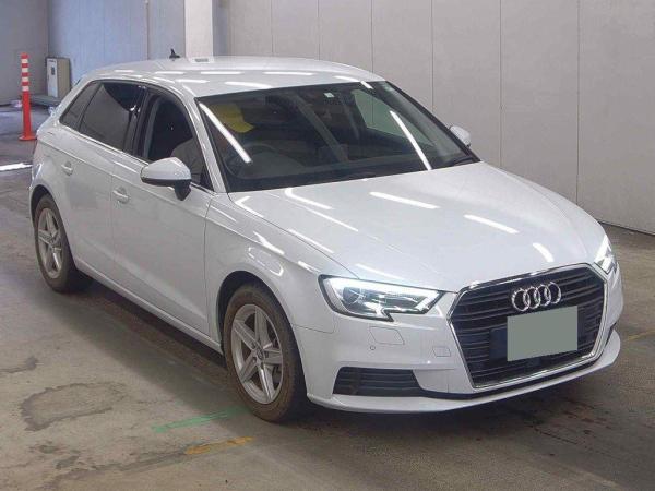 Audi A3 SPORT B30TFSI