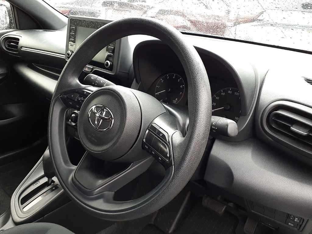 Toyota Yaris X