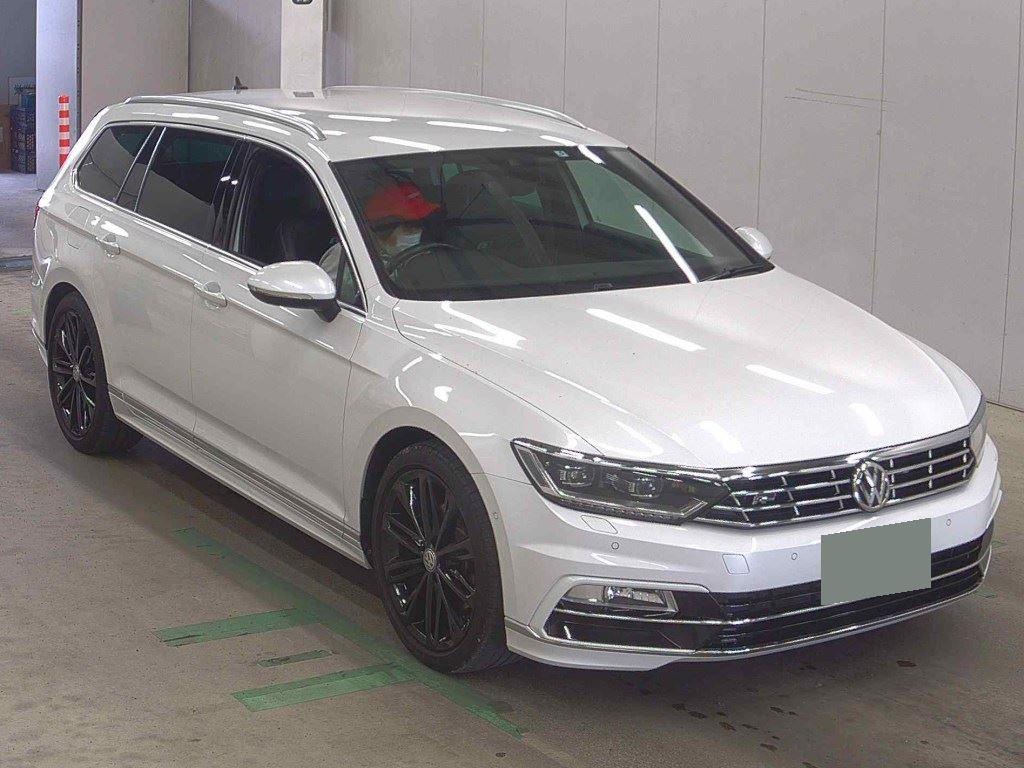 Volkswagen PASSAT VARIANT 2.0TSI R LINE