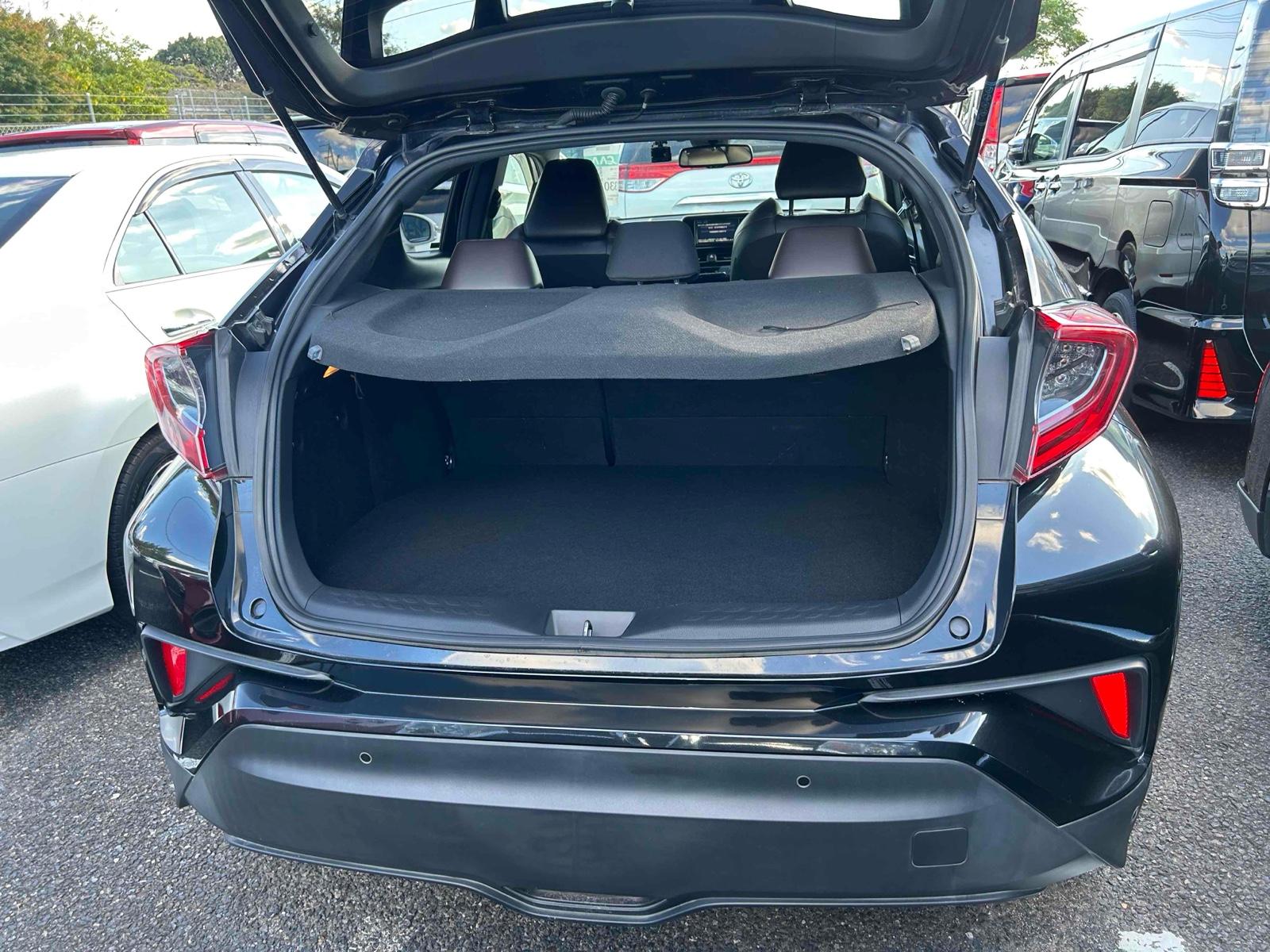 Toyota C-HR HYBRID G