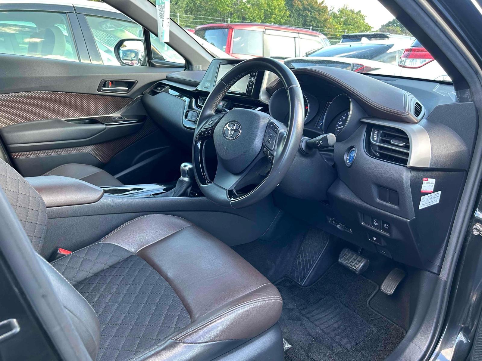 Toyota C-HR HYBRID G