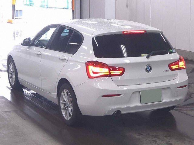 BMW 1 Series 5d 118I STYLE