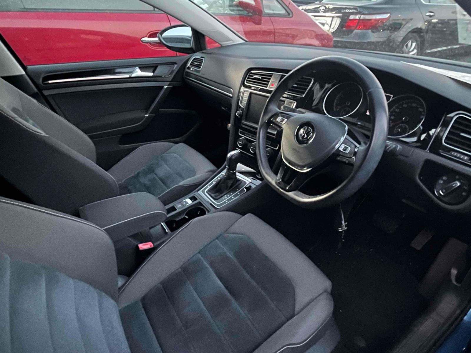 Volkswagen Golf TSI HIGH LINE BMT