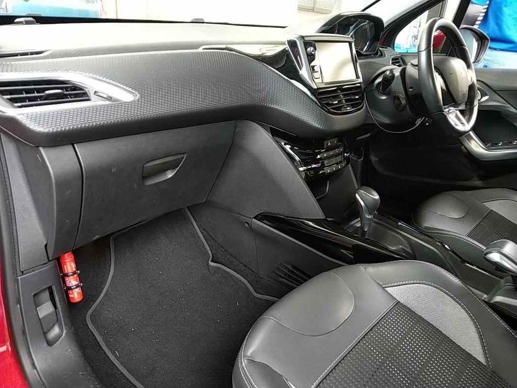 Peugeot 2008 ALLURE