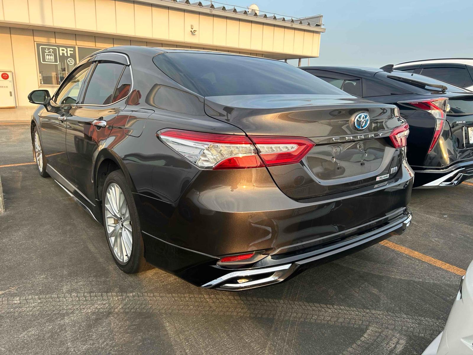 Toyota Camry G LEATHER PACKAGE