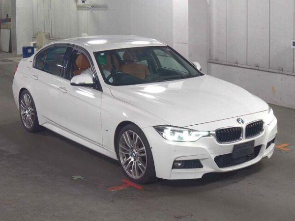 BMW 3 Series 4d 330E M-SPORT IPERFORMANCE