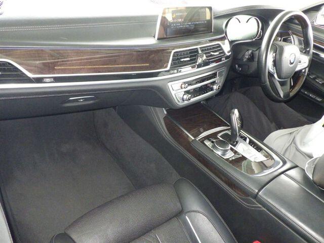 BMW 7 Series 740E IPERFORMANCE