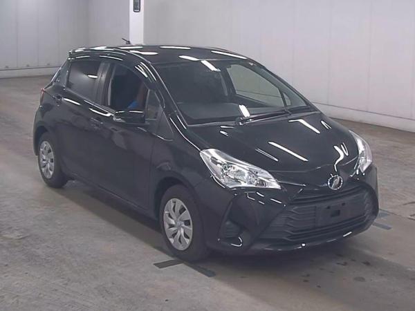 Toyota Vitz 5D F M PACKAGE