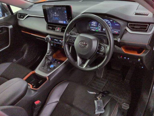 Toyota Rav4 5d 4wd HYBRID ADVENTURE