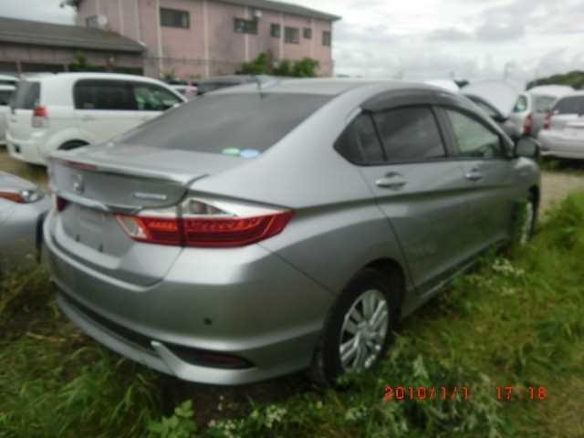 Honda Grace HYBRID DX
