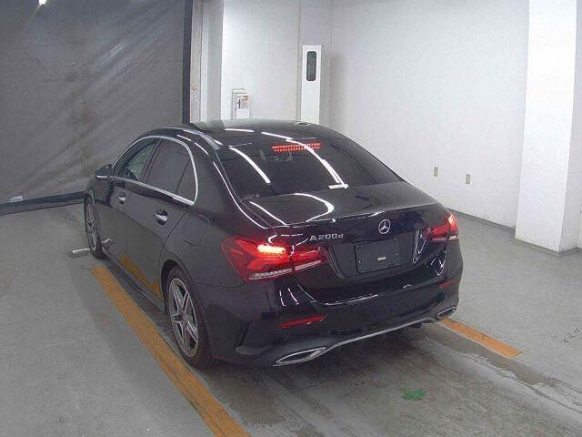 Mercedes-Benz A-class Sedan A200D SEDAN AMG LINE