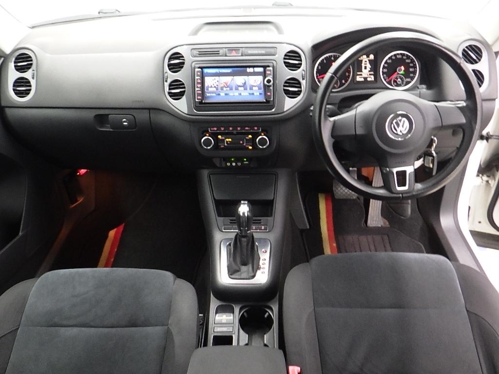 Volkswagen Tiguan TSI BLUE MOTION TECHNO ROJI-