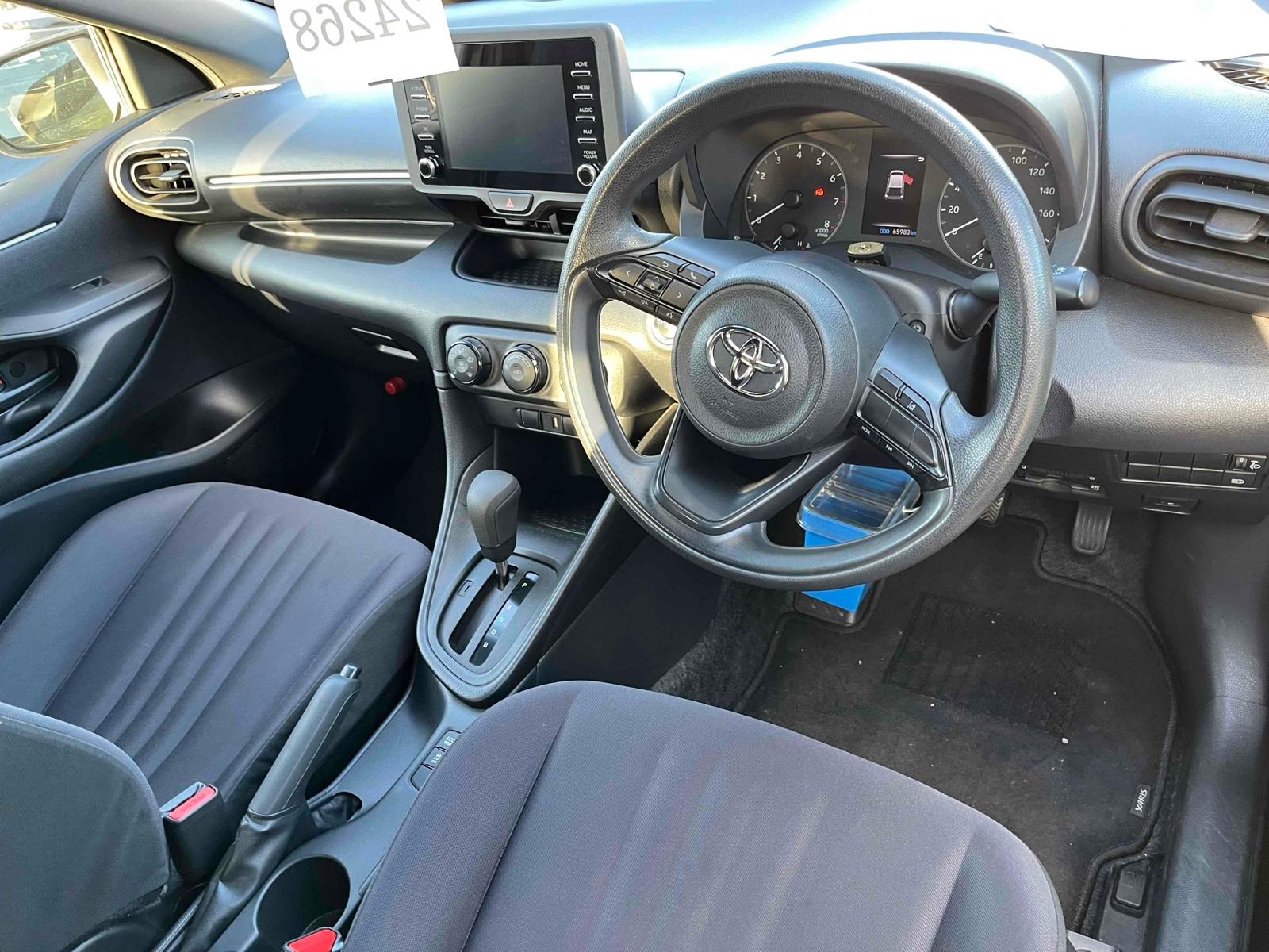 Toyota Yaris X