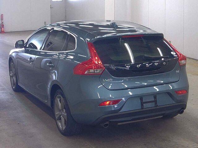 Volvo V40 T4 SE