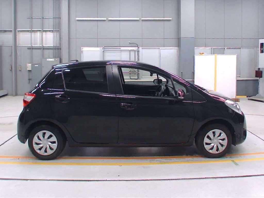 Toyota Vitz F