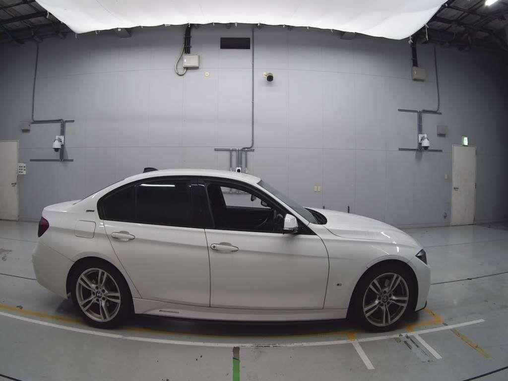 BMW 330E M SPORTS I PERFOMANCE