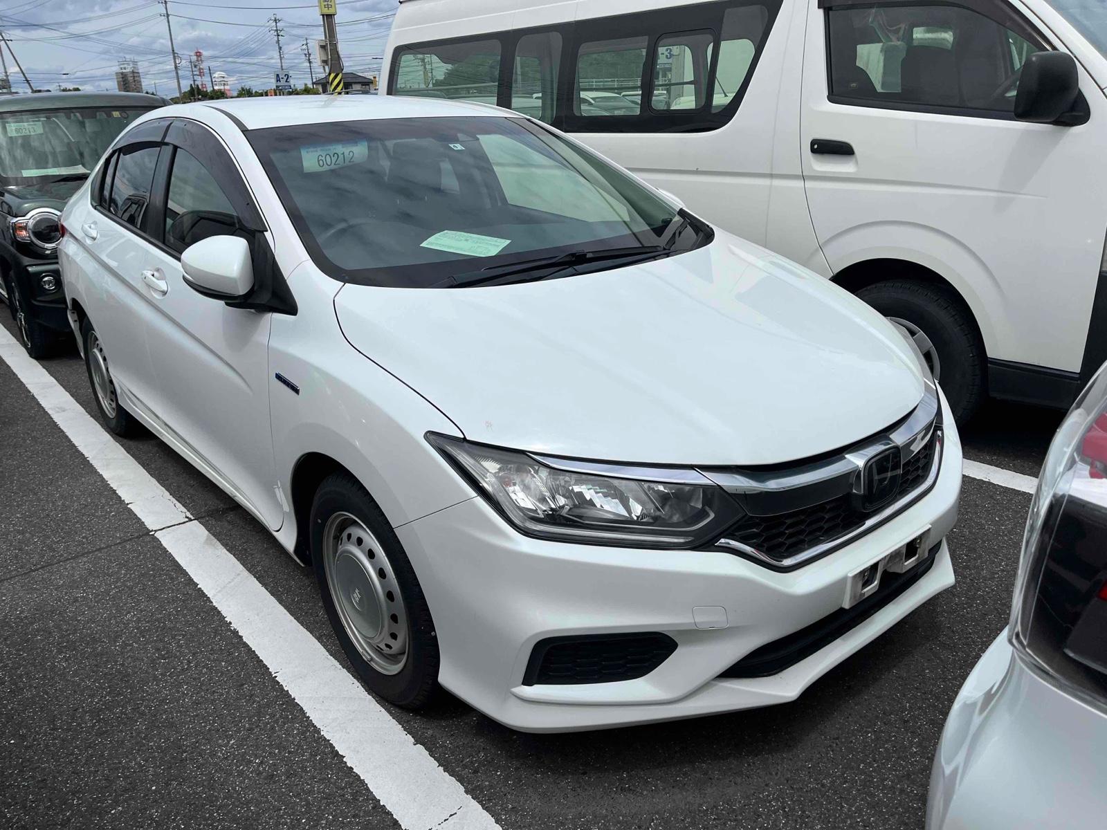 Honda GRACE HYBRID DX