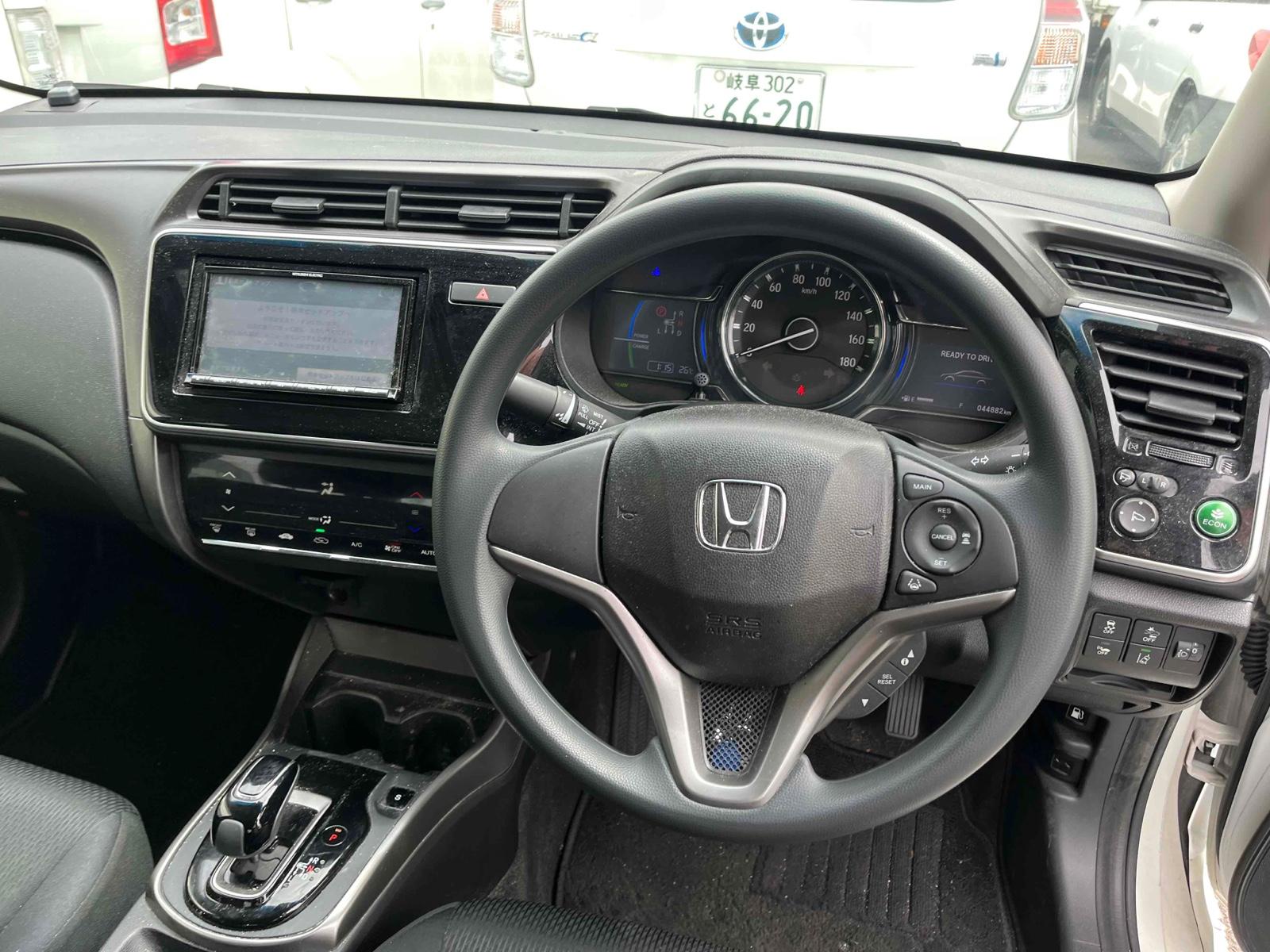 Honda GRACE HYBRID DX