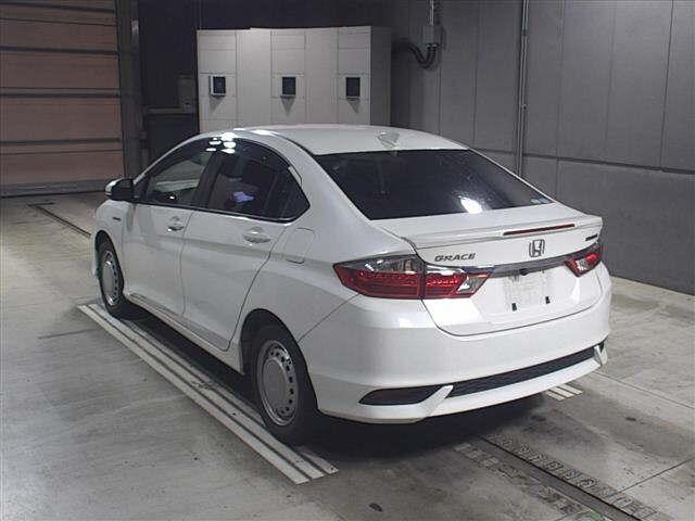 Honda GRACE HYBRID DX