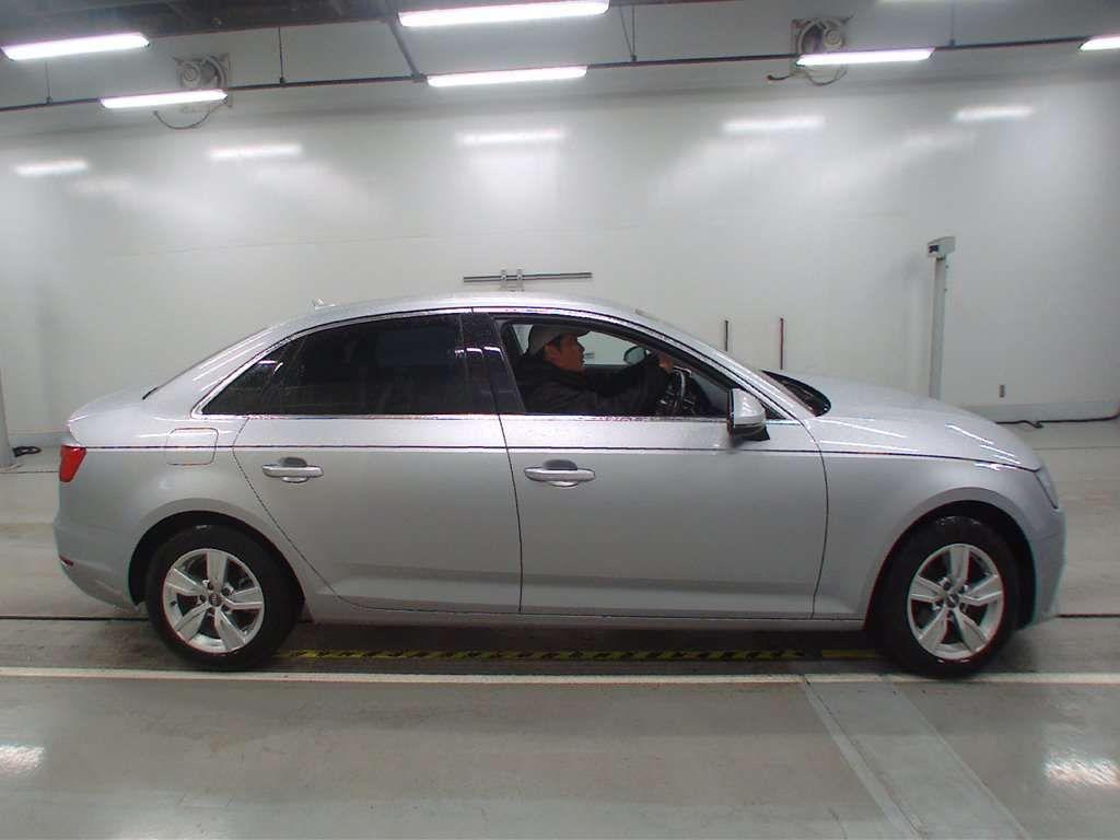 Audi A4 2.0TFSI SPORT