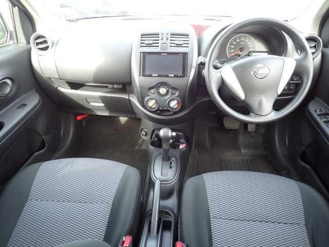 Nissan MARCH X V SELECTION