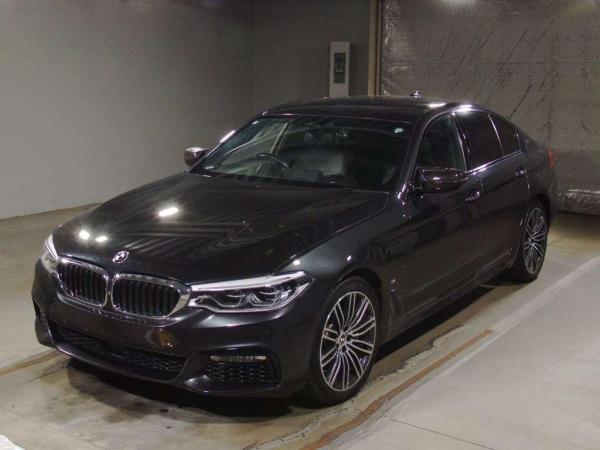 BMW 530 E M SPORT I PAFOMANS