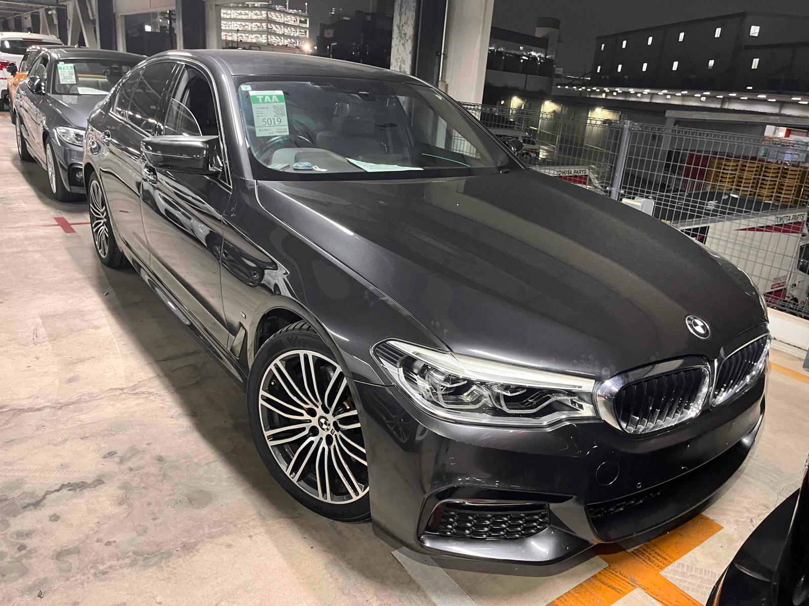 BMW 530 E M SPORT I PAFOMANS